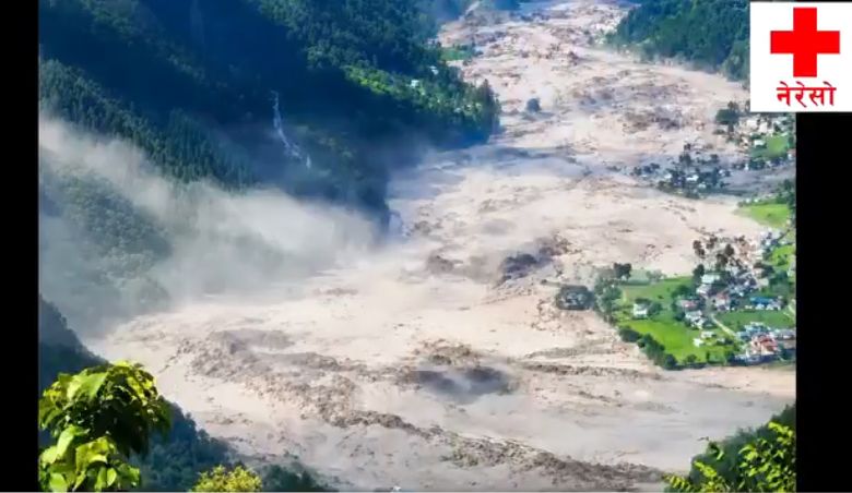 Avalanche de gelo, rochas e lama desceu rio abaixo no Nepal e Tibete, no maior desastre montanhoso da regi�o. Cr�dito: reprodu��o redes sociais/Red Cross Nepal 