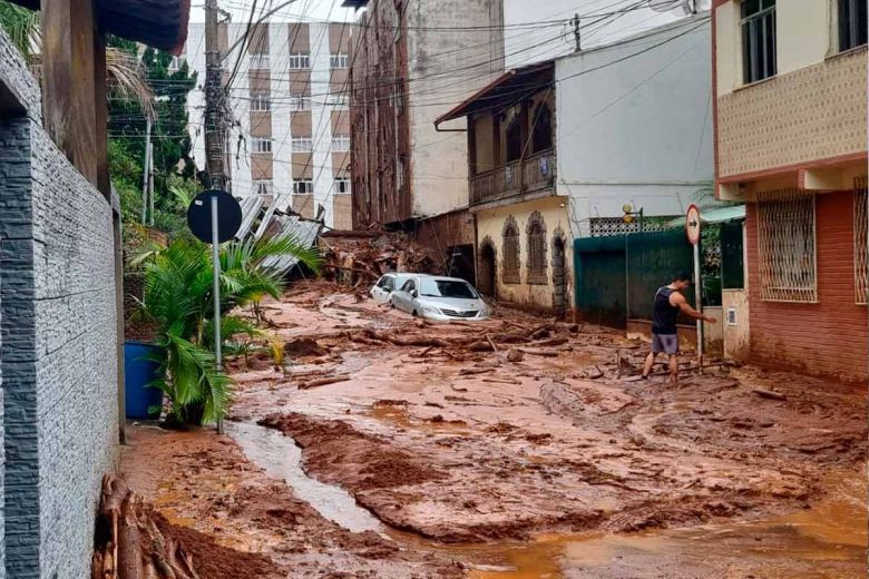 Mais profissionais especialistas em reconstru��o e ajuda humanit�ria devem chegar a Juiz de Fora e Ub�. Cr�dito: foto RS via Fotos Publicas