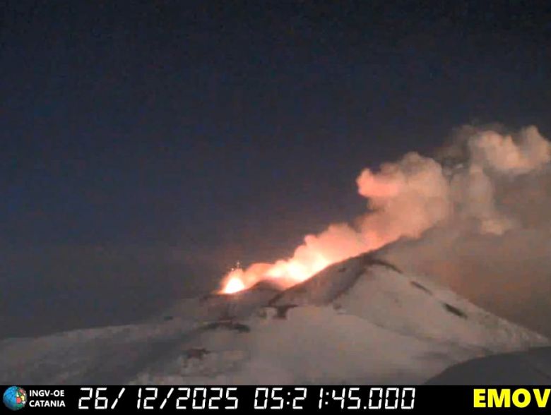 Etna em sinal de atividade no dia 26 dezembro de 2025. Cr�dito: INGV 