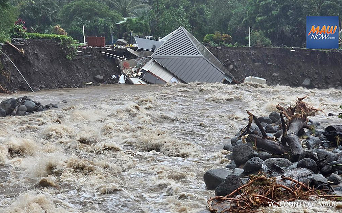 Kona despejou chuvas extremamente volumosas nas ilhas do Hava�. Cr�dito: divulga��o via X Maui Now 