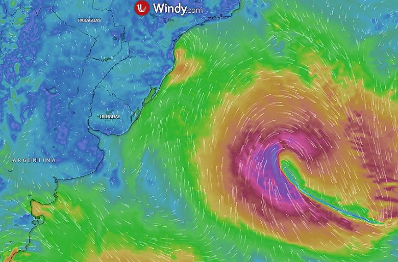 Proje��o de atua��o do ciclone sobre o oceano para a noite do dia 9. Cr�dito: ECMWF/WINDY  
